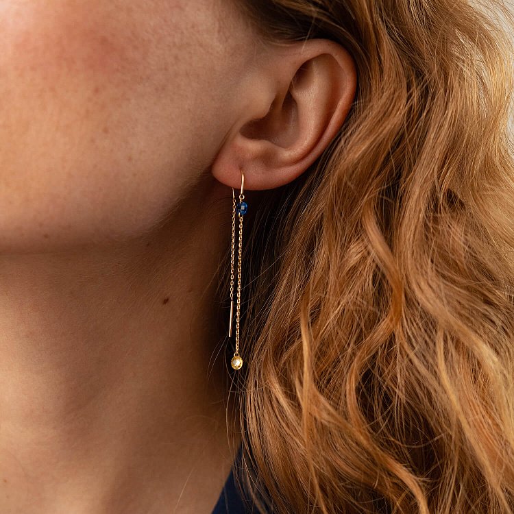 Золотые серьги - протяжки "Украинка" (голубые и желтые фианиты) с08103 от ювелирного магазина Оникс - 2