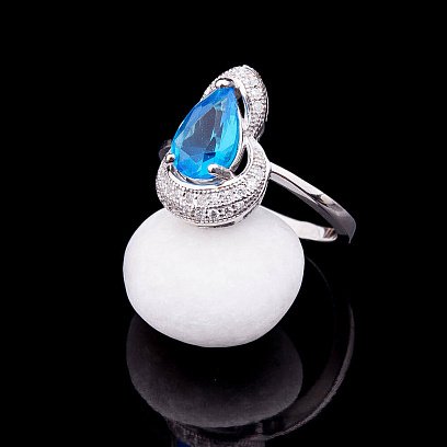 Кольцо с синтетической шпинелью синего цвета к028 №2