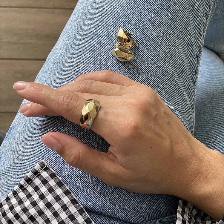 Серьги "Совершенство" в желтом золоте с06789 от ювелирного магазина Оникс - 6