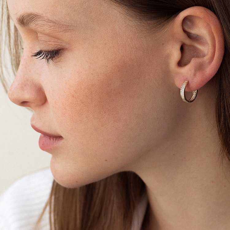 Сережки - кільця в жовтому золоті (фіаніти) с08712 від ювелірного магазину Онікс - 3