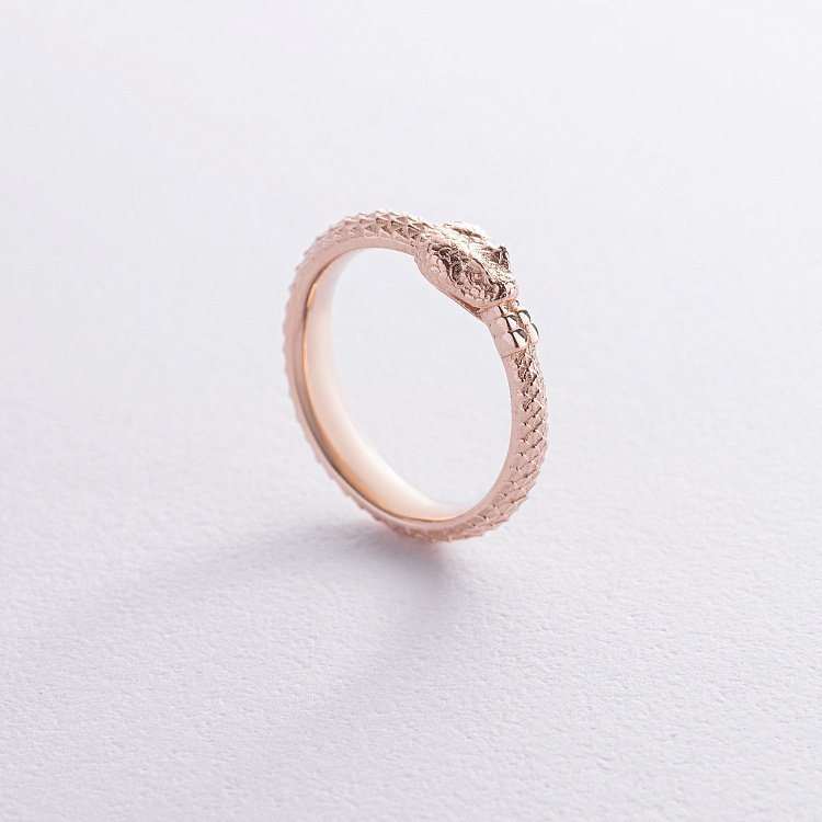 Золотое кольцо "Змей Уроборос" к08141 от ювелирного магазина Оникс