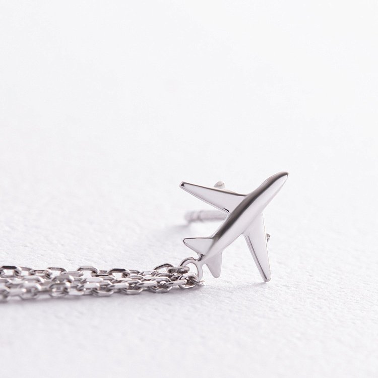 Сережка - каффа "Літак" у білому золоті з ланцюжками с08387 від ювелірного магазину Онікс - 3