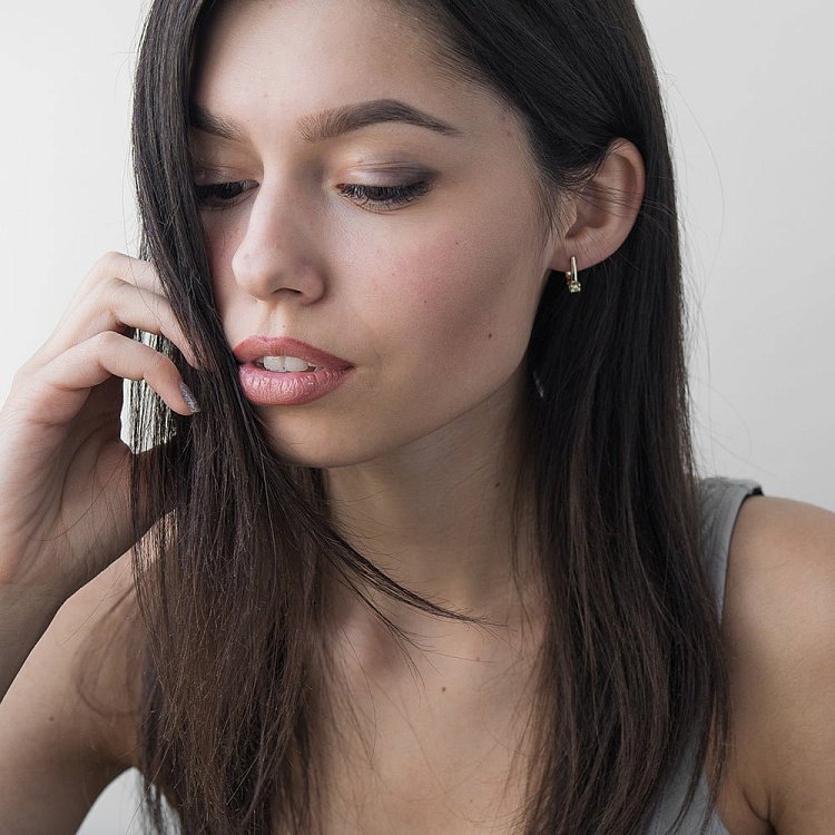 Золоті сережки з діамантами е0692ж від ювелірного магазину Онікс - 2