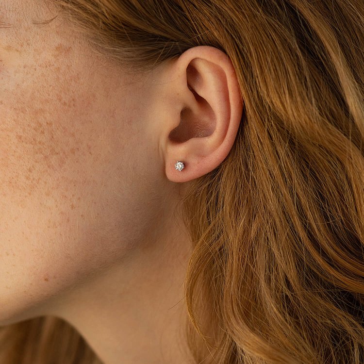 Сережки - пусети з діамантами (біле золото) 331581121 від ювелірного магазину Онікс - 1