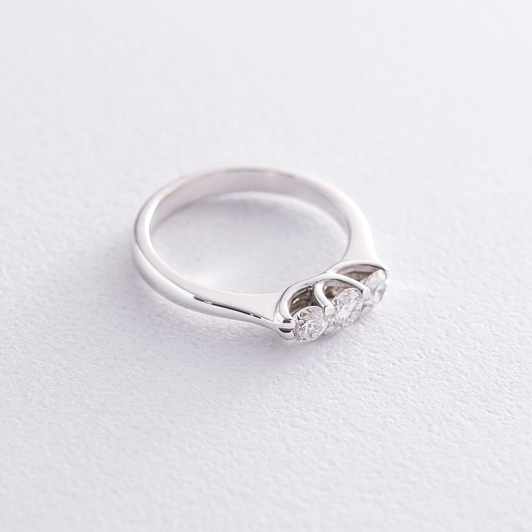 Каблучка в білому золоті з діамантами 501715 від ювелірного магазину Онікс - 2