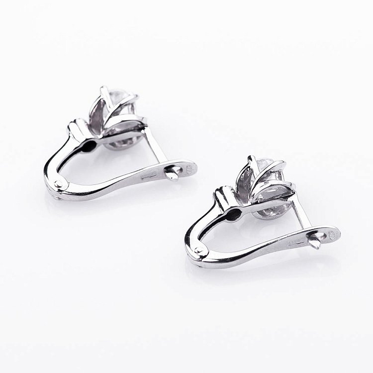 Золотые серьги с фианитами с04657 от ювелирного магазина Оникс - 1