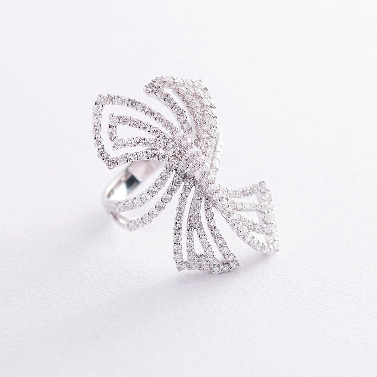 Золота каблучка з діамантами кит1153 від ювелірного магазину Онікс