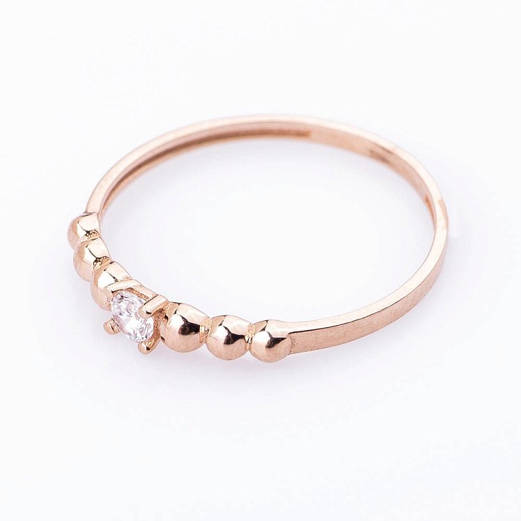 Золотое кольцо с фианитом к04996 от ювелирного магазина Оникс - 1