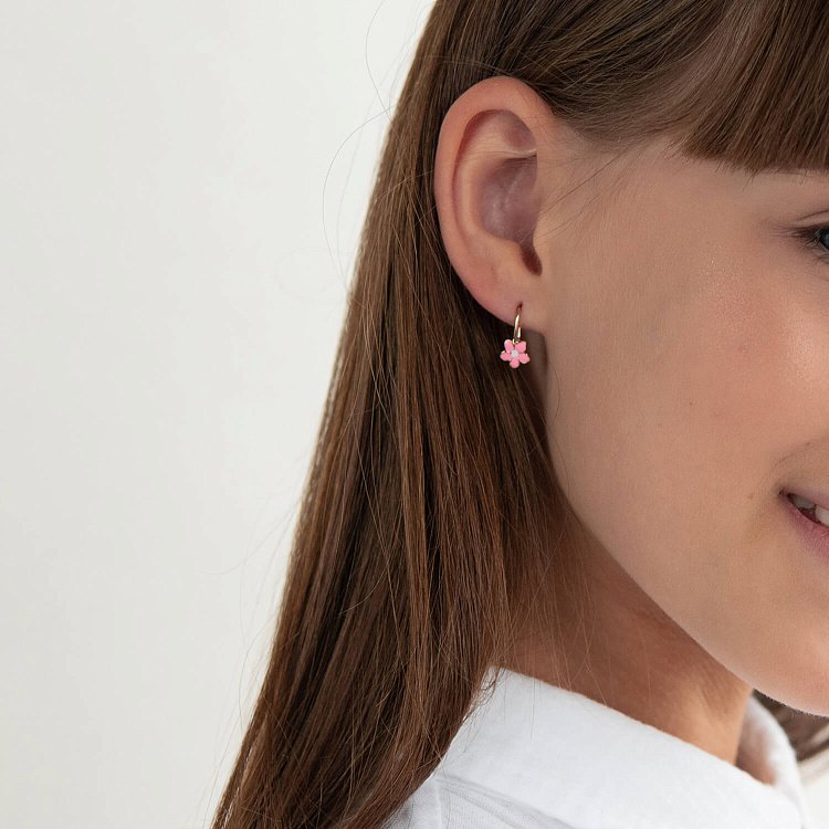 Золотые детские серьги "Цветки" с эмалью с01593 от ювелирного магазина Оникс - 2