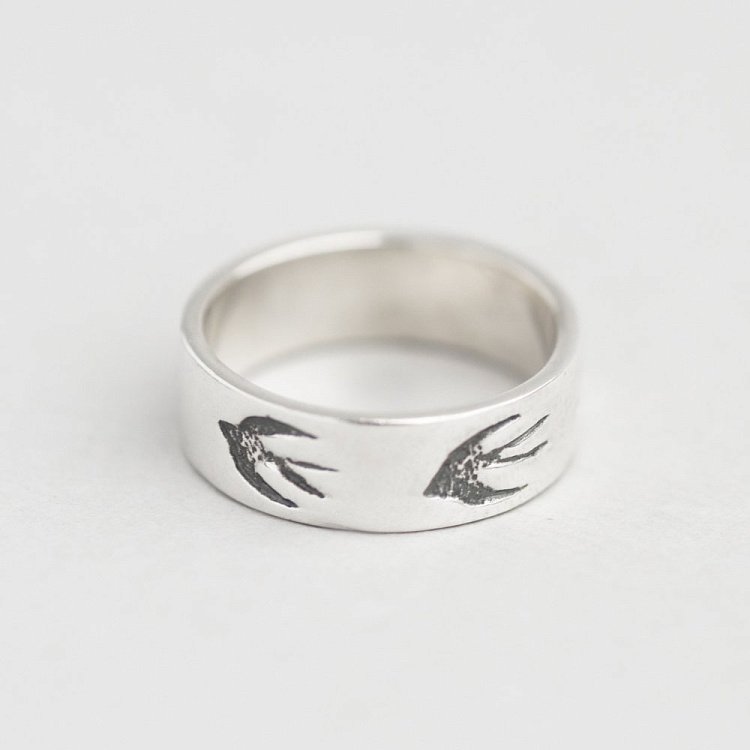 Уникальное серебряное кольцо "Ласточки" ручной работы 111997 от ювелирного магазина Оникс - 4