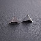 Серьги - пусеты "Пирамида" в серебре 123265 от ювелирного магазина Оникс