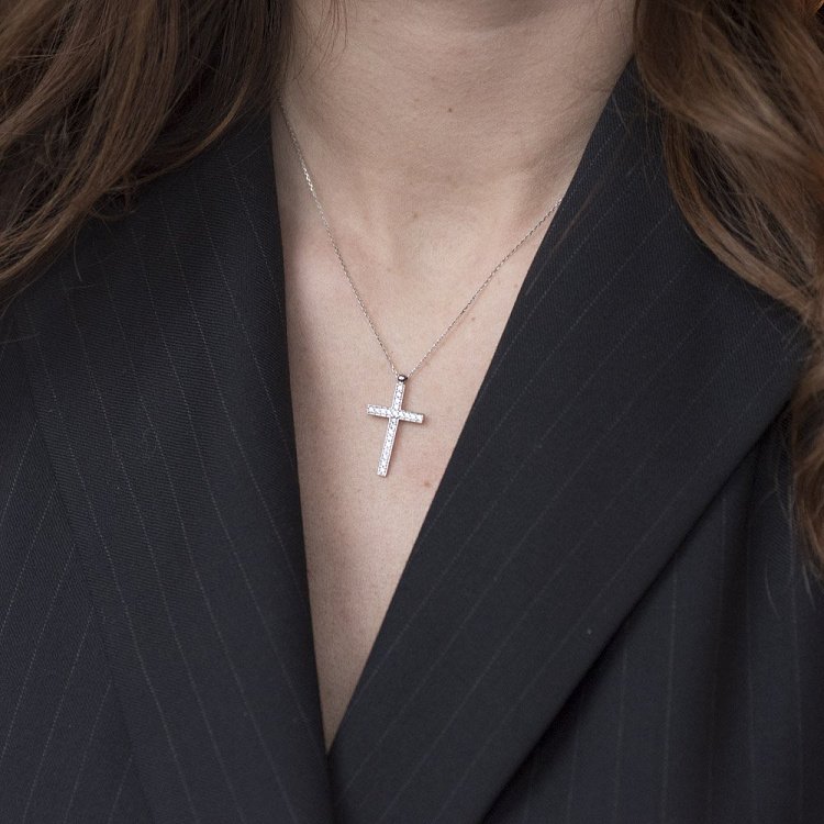 Золотое колье "Крестик" с фианитами кол00860 от ювелирного магазина Оникс