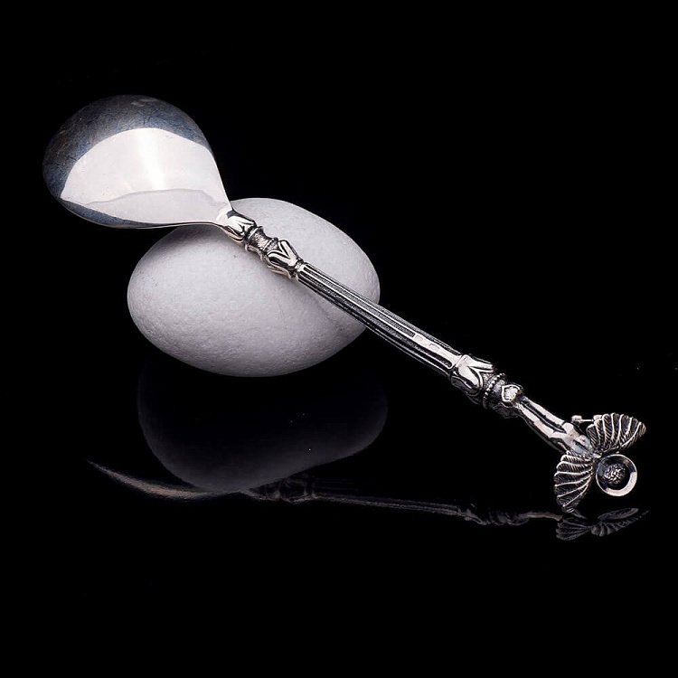 Серебряная ложка с ангелочком 24020 от ювелирного магазина Оникс - 1