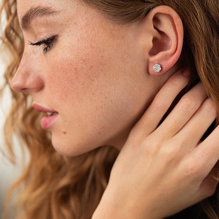 Золотые серьги - пусеты "Сердечки" с бриллиантами сб0224са от ювелирного магазина Оникс - 5