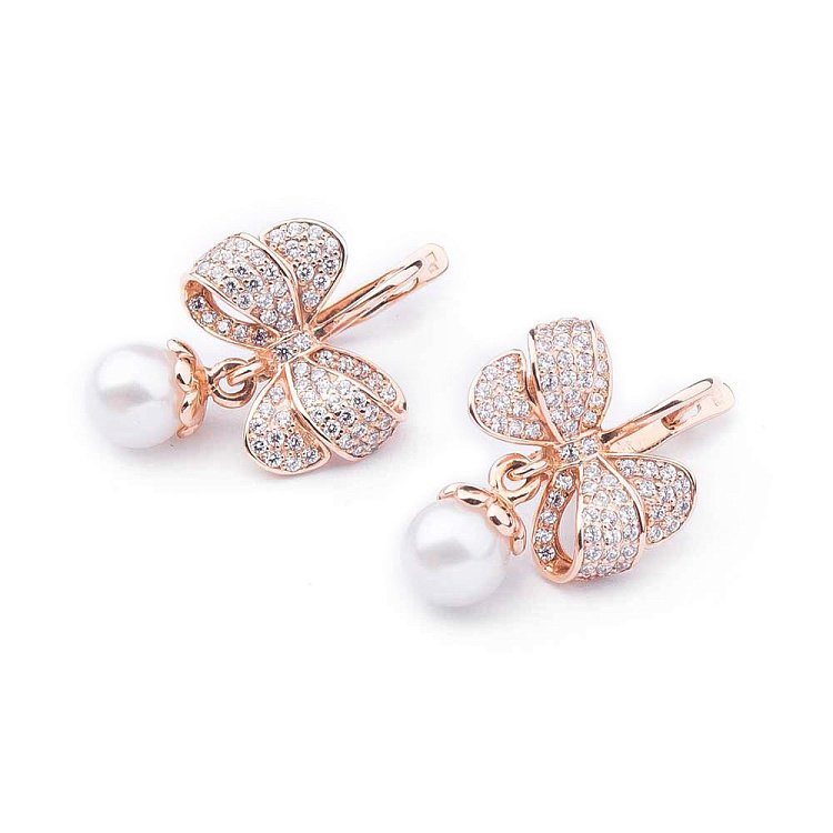 Золотые серьги "Бантики" с культ. пресн. жемчугом 03-0832.0.01310.0 от ювелирного магазина Оникс