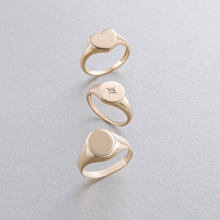 Кольцо "Сердечко" в желтом золоте (возможна гравировка) к07136 - 23 Кольцо "Сердечко" в желтом золоте (возможна гравировка) к07136 от ювелирного магазина Оникс - 23