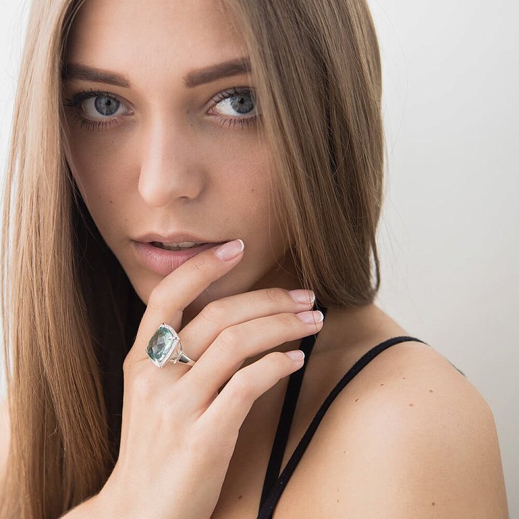 Кольцо с голубыми фианитами к25 - 3 Кольцо с голубыми фианитами к25 от ювелирного магазина Оникс - 3