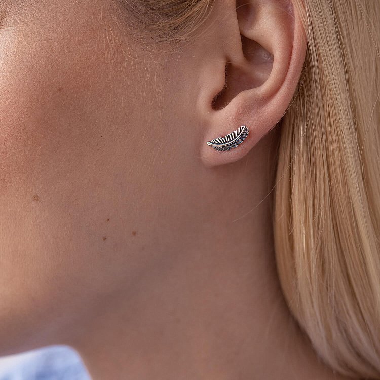 Серебряные серьги - пусеты "Перышки" 123200 от ювелирного магазина Оникс - 5