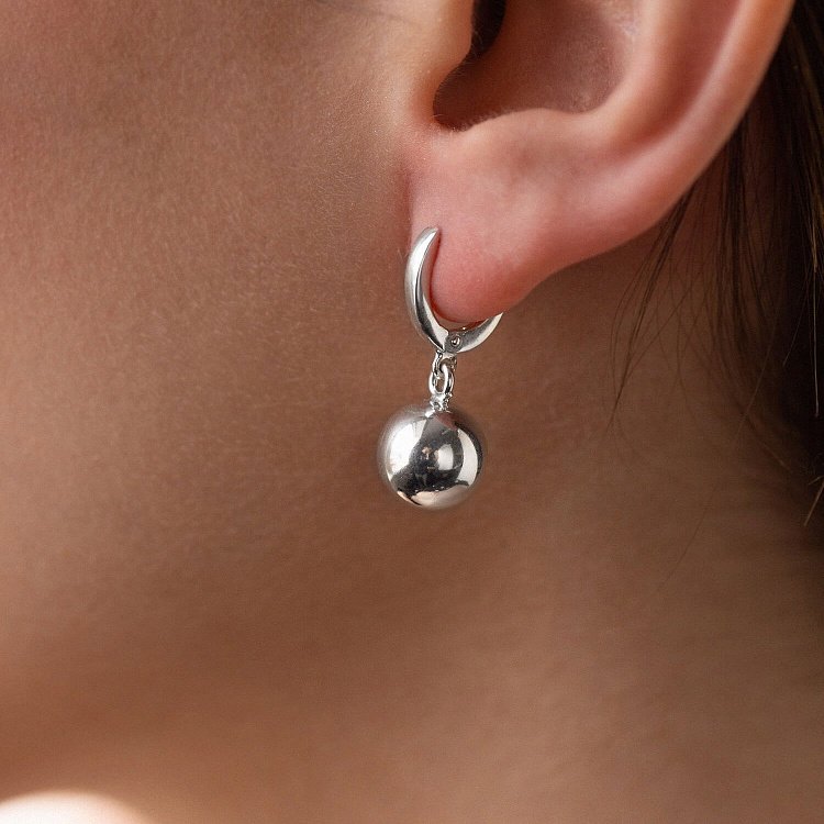 Срібні сережки "Кульки" 121990 від ювелірного магазину Онікс - 4