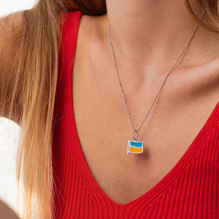 Серебряная подвеска "Флаг Украины" с эмалью 131781 от ювелирного магазина Оникс - 1