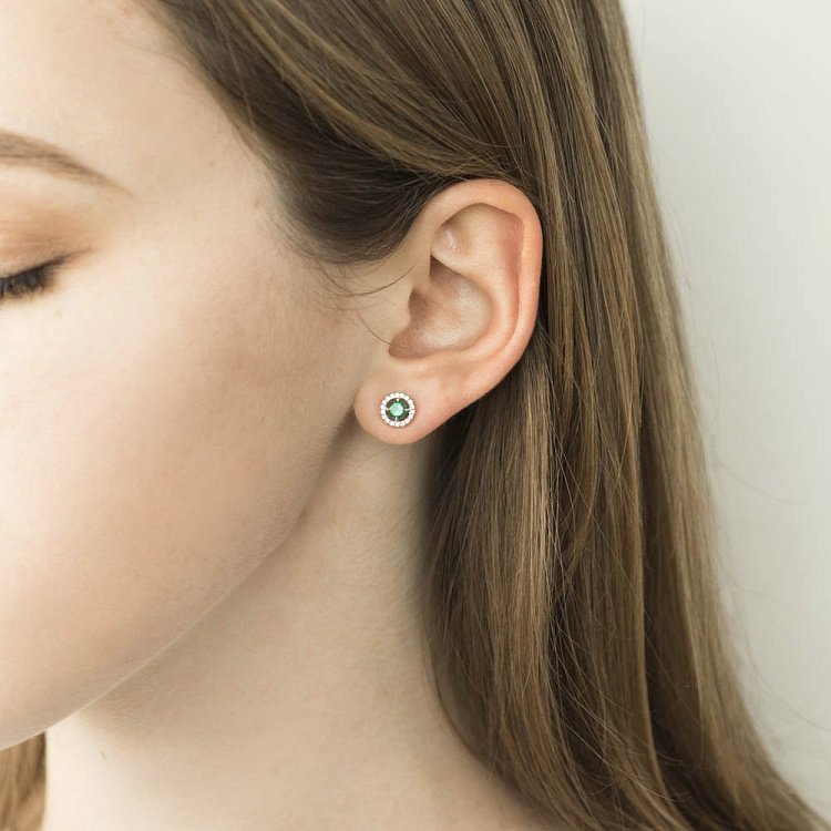 Золотые серьги-гвоздики с бриллиантами и изумрудами с272 - 3 Золотые серьги-гвоздики с бриллиантами и изумрудами с272 от ювелирного магазина Оникс - 3