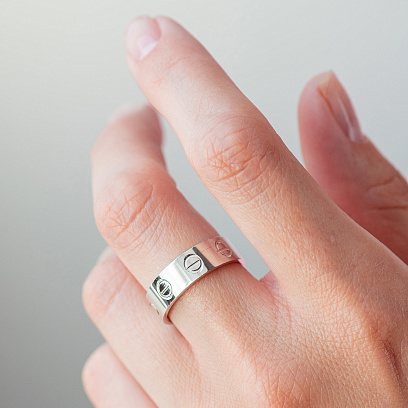 Серебряное кольцо "Love" 112862 №4