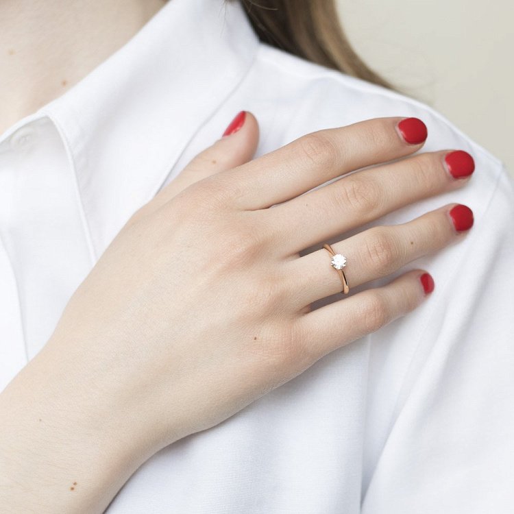 Золотое помолвочное кольцо (цирконий Swarovski) к06223 от ювелирного магазина Оникс - 3