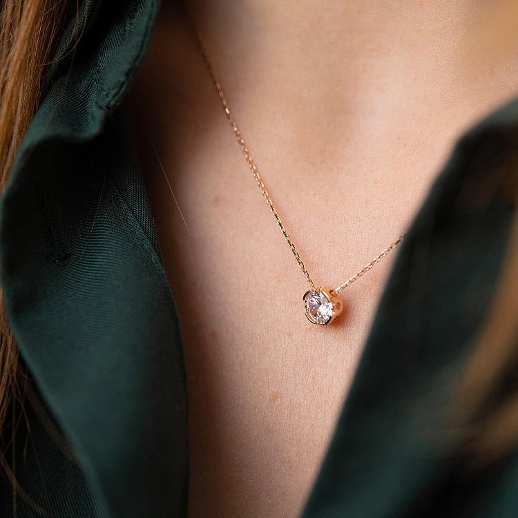 Золотое колье с одним фианитом кол01190 от ювелирного магазина Оникс - 3