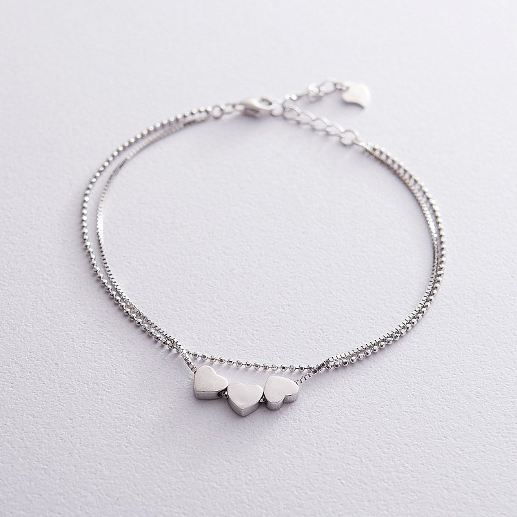 Срібний браслет з сердечками 141278 від ювелірного магазину Онікс