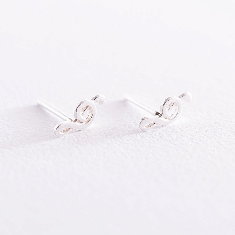 Серебряные серьги - пусеты "Скрипичный ключ" 122827 от ювелирного магазина Оникс - 1