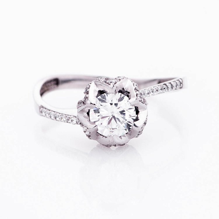 Золотое помолвочное кольцо с фианитами к05051 от ювелирного магазина Оникс - 2