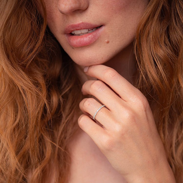 Кольцо с бриллиантами в белом золоте 101-10132(16) от ювелирного магазина Оникс - 1