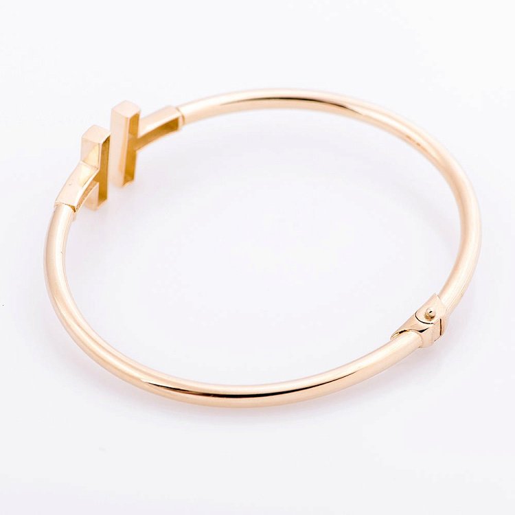 Золотий жорсткий браслет б02128 від ювелірного магазину Онікс - 2