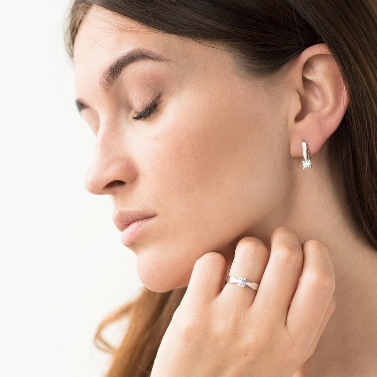 Золоті сережки з фіанітами с05521 від ювелірного магазину Онікс - 2