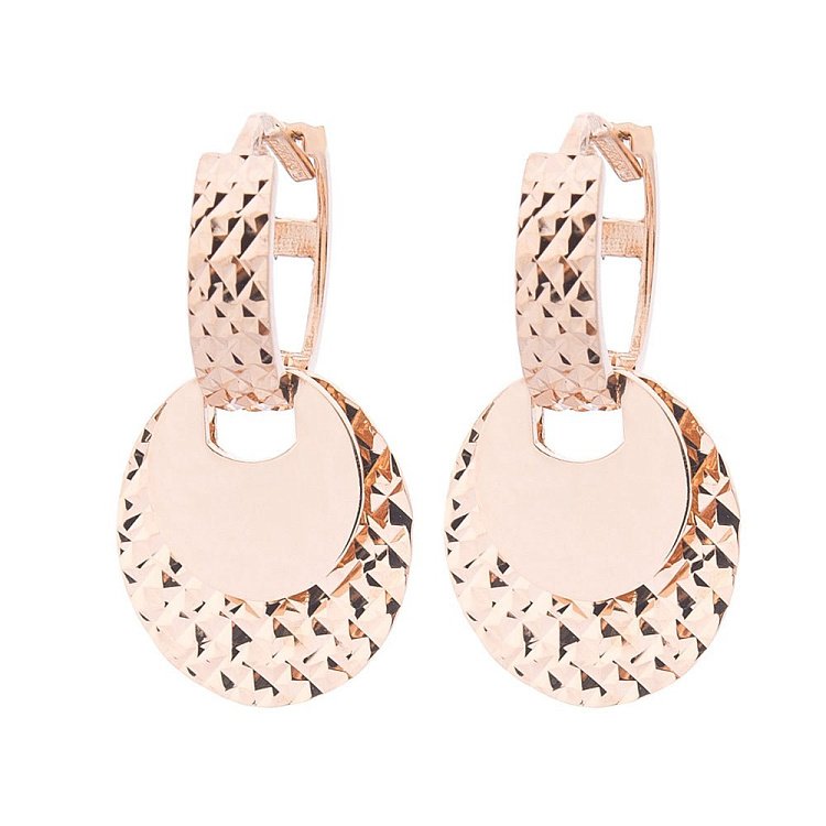 Золотые серьги без камней с06136 Золотые серьги без камней с06136 от ювелирного магазина Оникс