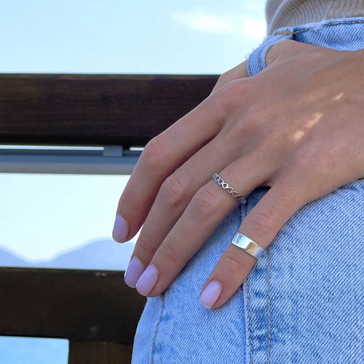 Серебряное кольцо "Минимализм" (возможна гравировка) 112144 от ювелирного магазина Оникс - 4