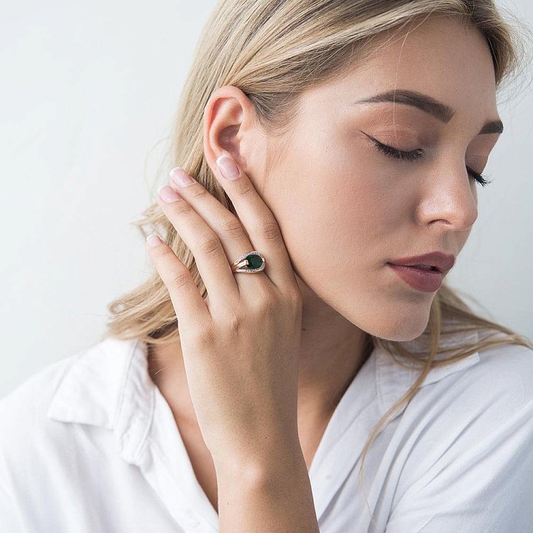 Золота каблучка з празиолітом і фіанітами к05443 від ювелірного магазину Онікс - 4