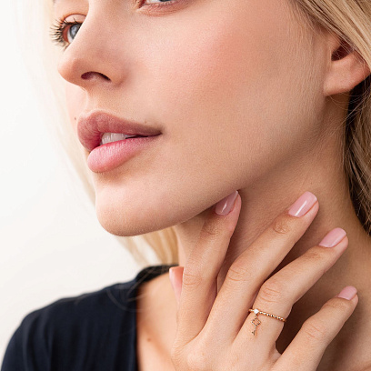 Золота каблучка "Ключик" з фіанітом к06800 №3