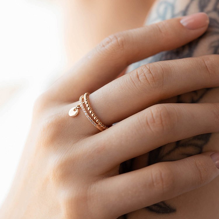 Золотое кольцо "Монетка" с фианитами к07071 от ювелирного магазина Оникс - 1