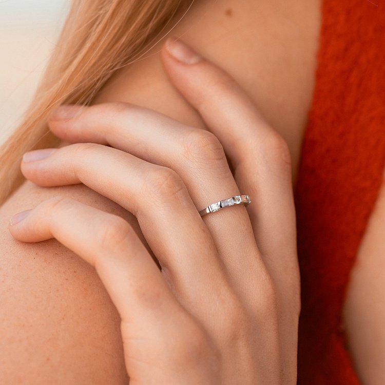 Золота каблучка з діамантами кб0548sm від ювелірного магазину Онікс - 2