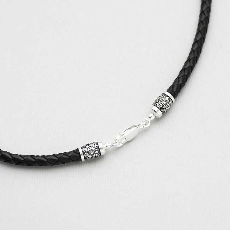 Кожаный шнурок с серебряной застежкой "Спаси и сохрани" (5 мм) 18712 от ювелирного магазина Оникс - 5