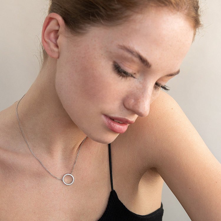 Серебряное колье "Круговорот" с фианитами 181097 от ювелирного магазина Оникс - 8