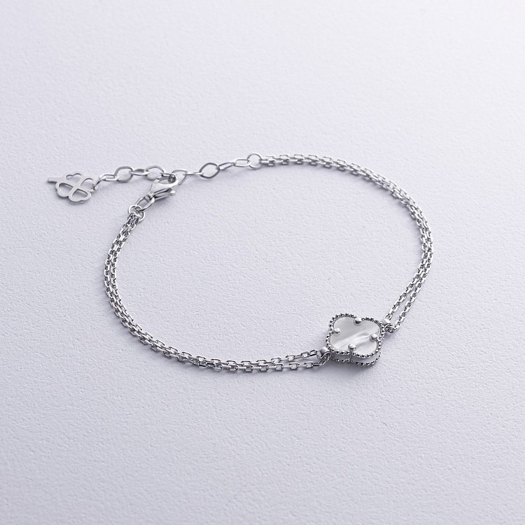 Срібний браслет "Конюшина" з перламутром 141713 від ювелірного магазину Онікс