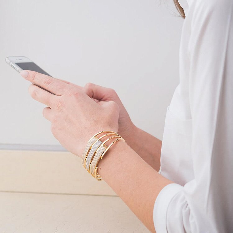 Золотой женский браслет с фианитами б01154 от ювелирного магазина Оникс - 2