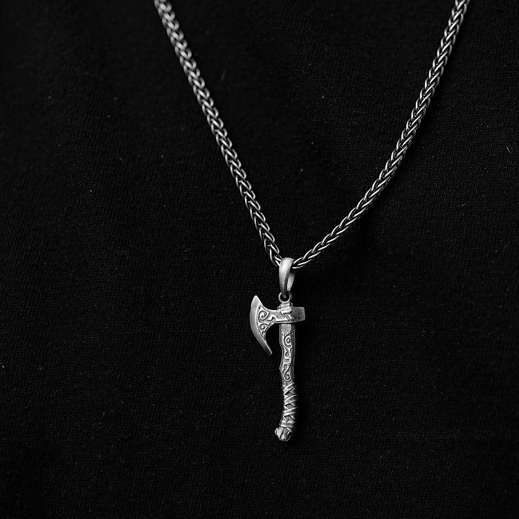 Серебряный кулон "Топор викинга" 7040 от ювелирного магазина Оникс - 3