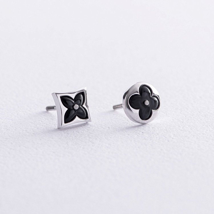 Асимметричные золотые серьги - пусеты "Клевер" (эмаль) 311631100 от ювелирного магазина Оникс