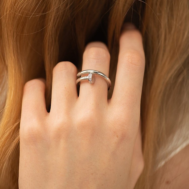 Каблучка "Цвях" у сріблі (фіаніти) 1426 від ювелірного магазину Онікс - 3