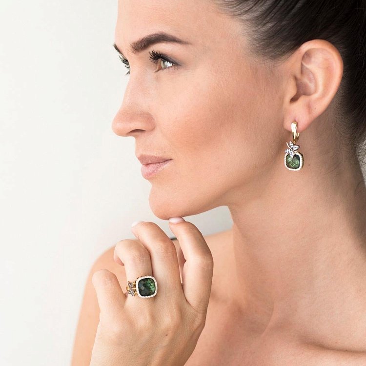 Золота каблучка з метеликом (фіаніти) к05156 від ювелірного магазину Онікс - 3