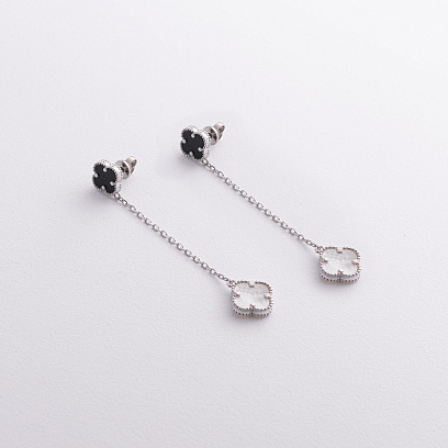 Срібні сережки "Конюшина на ланцюжку" (онікс, перламутр) 123513 №2