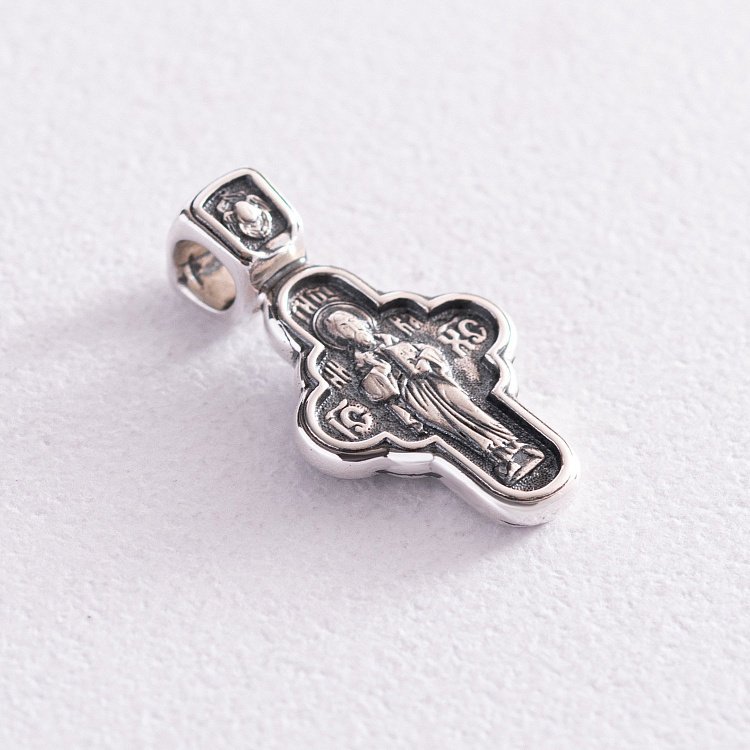 Срібний хрестик "Господь Вседержитель. Ікона Божої Матері "Семистрільна" 13515 від ювелірного магазину Онікс